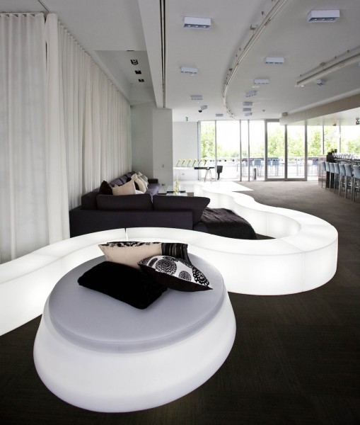 SNAKE - Lounge Hocker