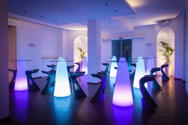 PEAK - runder Stehtisch