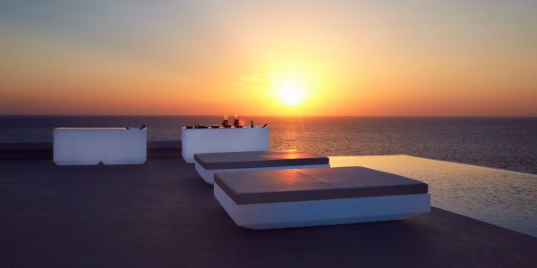 VELA - eckiges Daybed mit Rückenlehne