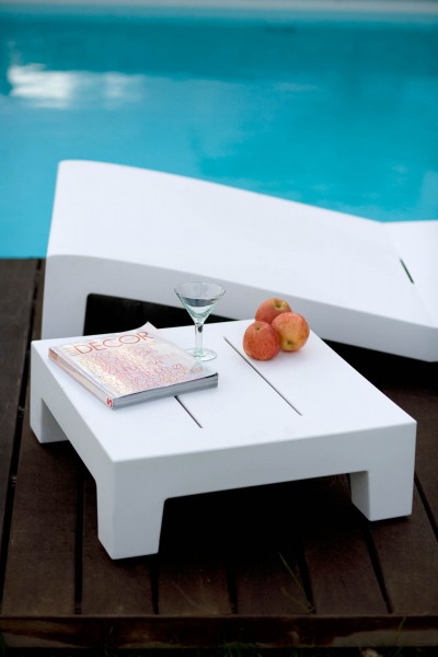 JUT - Sonnenliege Tisch