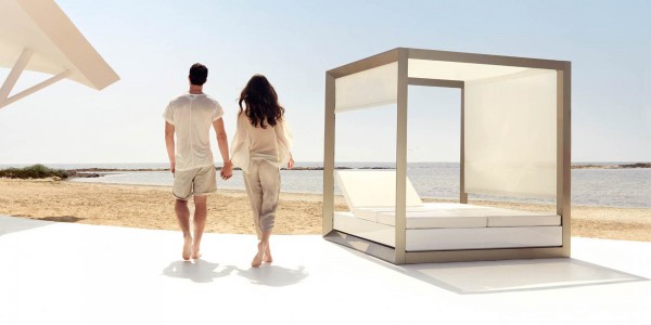 VELA - Daybed Pergola