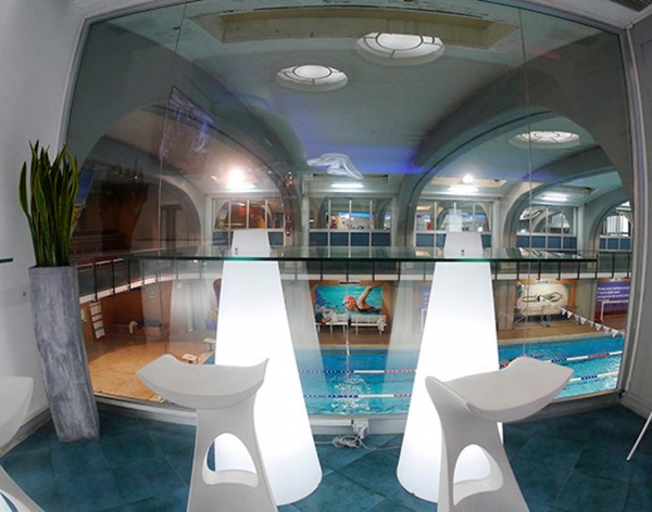 PEAK - Brücken Stehtisch