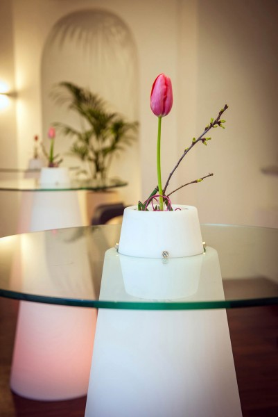 PEAK - runder Stehtisch